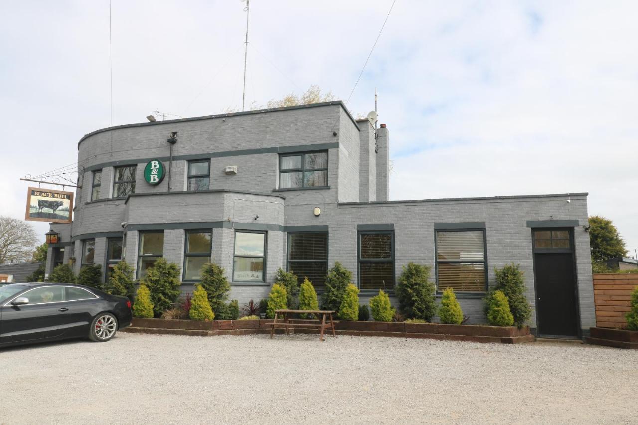 Black Bull Retreat, Barmston With Private Hot Tubs Driffield Bagian luar foto